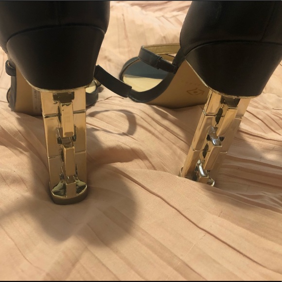 Katy Perry Heels - Picture 2 of 4